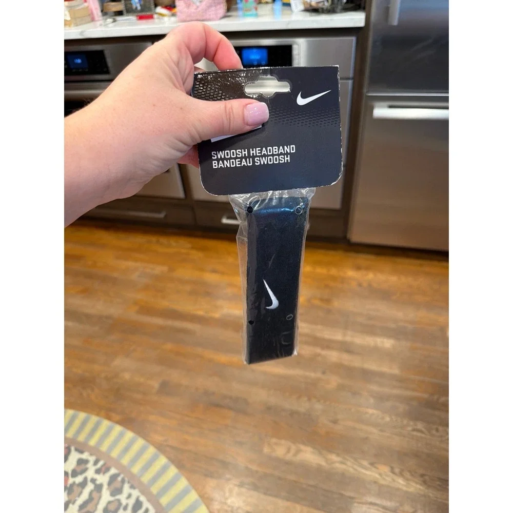 Nike Swoosh‎ Headband in black new